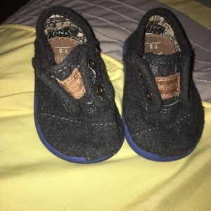 Baby boy 3T TOMS
